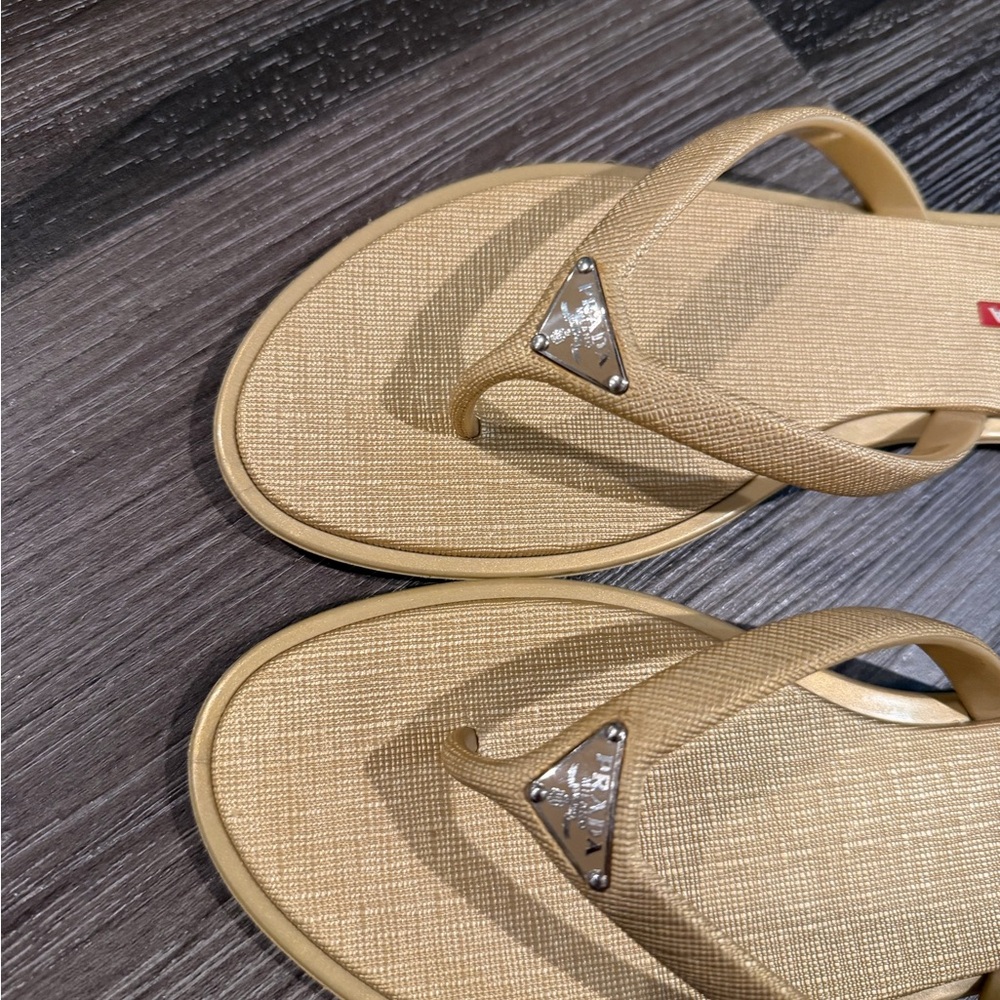 Prada Tan Woven-Texture Logo Triangle Flip Flops with dust bag - Picture 5 of 5